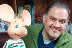Fallece Gabriel Garzón, la voz de Topo Gigio, a los 57 años