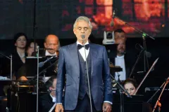 El Zócalo de la CDMX se rinde ante Andrea Bocelli