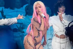 Karol G arrasa en México: abre tercera fecha en CDMX