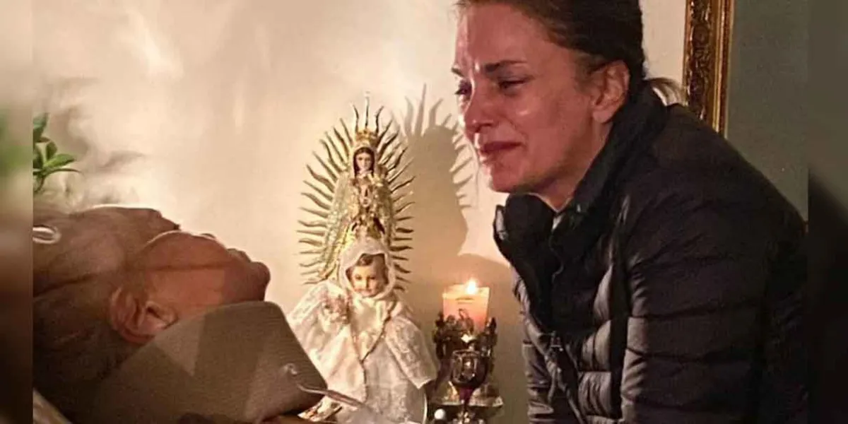 Critican a Mariana Seoane por publicar fotos de su madre fallecida