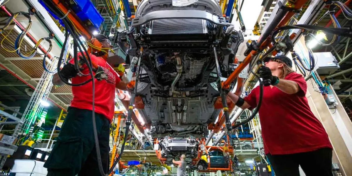 GM trasladará producción de camionetas para evitar aranceles 