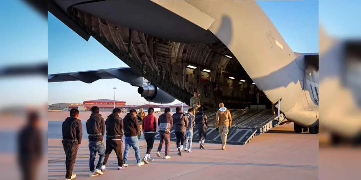 Trump presume deportación masiva de migrantes en aviones