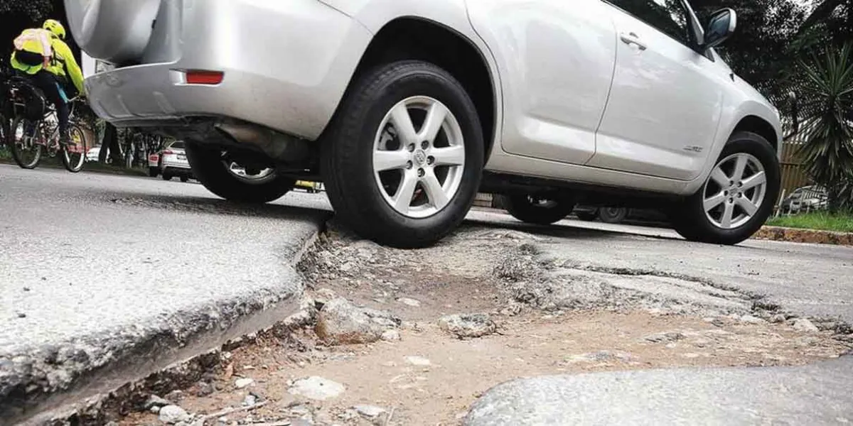 ¿Sufriste daños por un bache? Descubre cómo reclamar tu indemnización