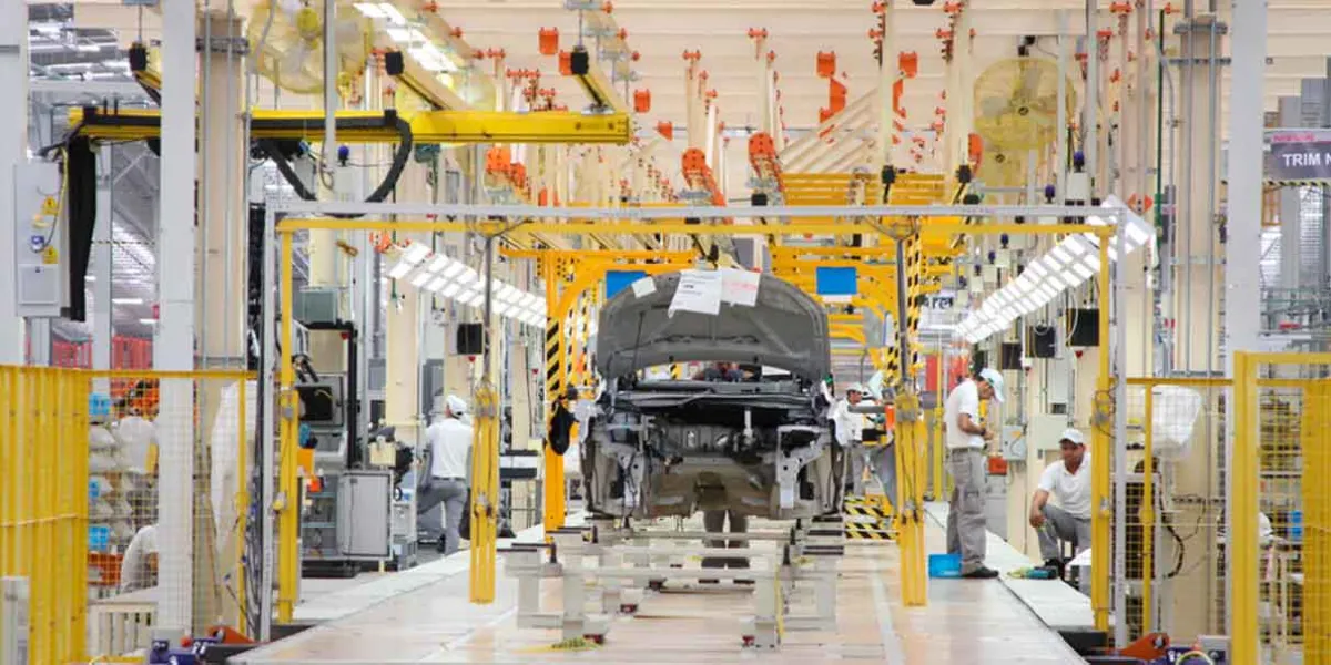 De cumplirse aplicación de aranceles Nissan trasladaría producción a EU