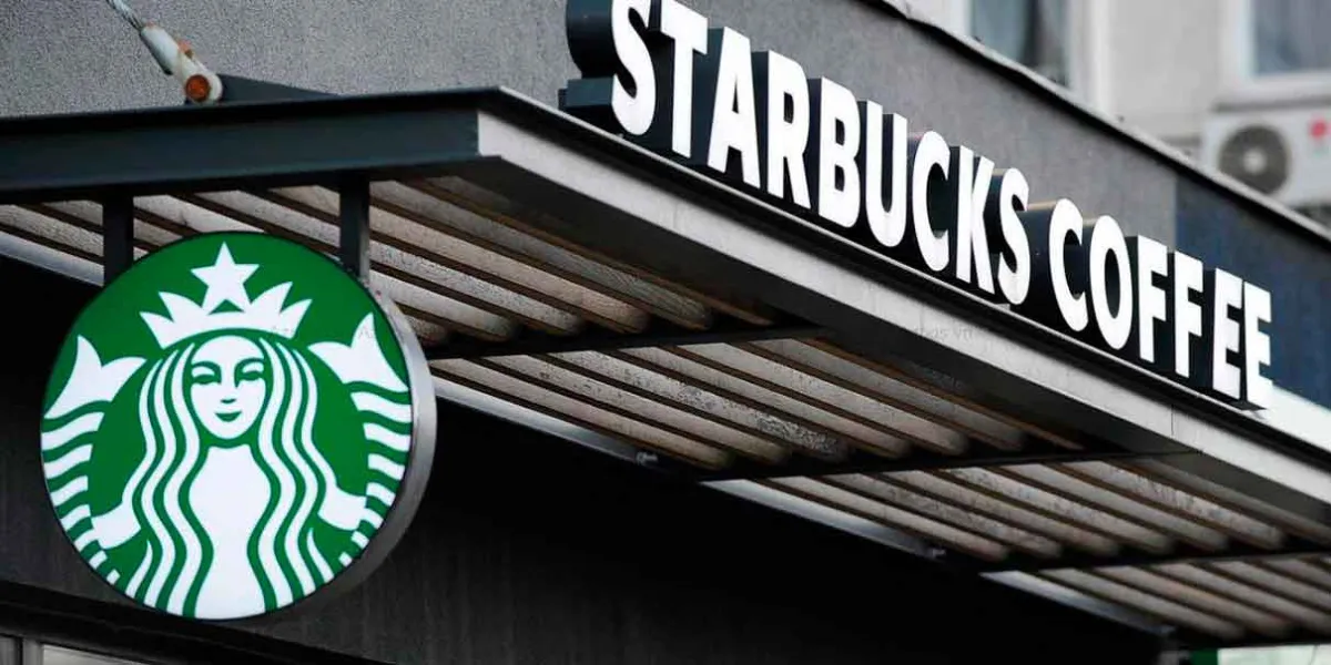 Fomentando el consumo sostenible; Starbucks regalará tazas y termos ¿Cómo obtenerlos?