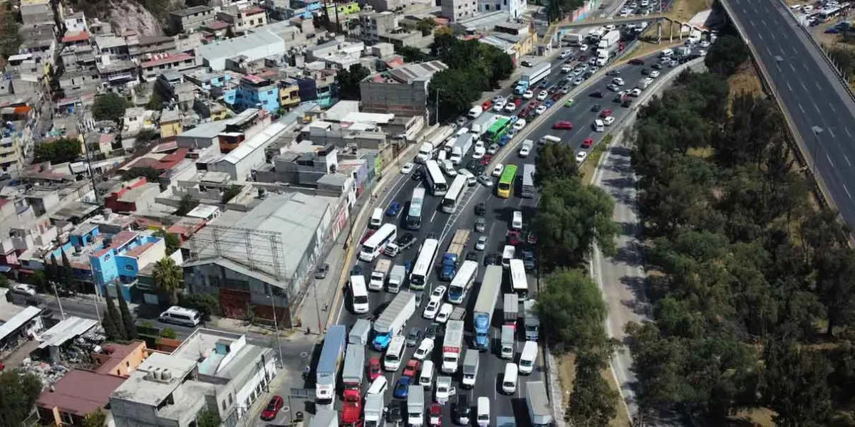 Doble jornada de protestas sacude el Valle de México: Salud y transporte alzan la voz en las calles