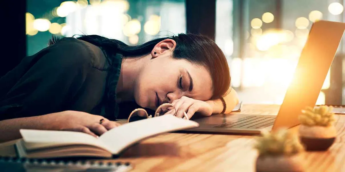 Burnout: El estrés laboral que impacta la productividad y el bienestar