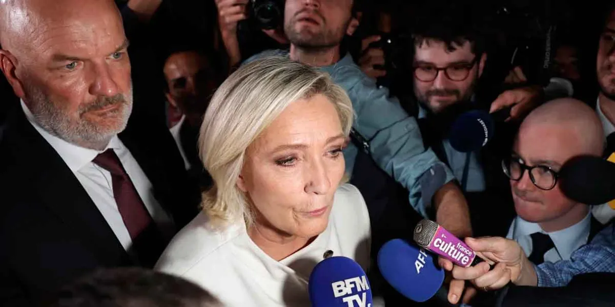 La líder de la ultraderecha francesa Le Pen condenada a prisión; no podrá competir en elecciones de 2027