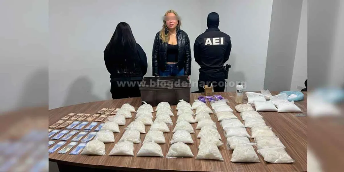 Supuesta elemento de la FGR  fue detenida con 17 kilos de cristal en Chihuahua