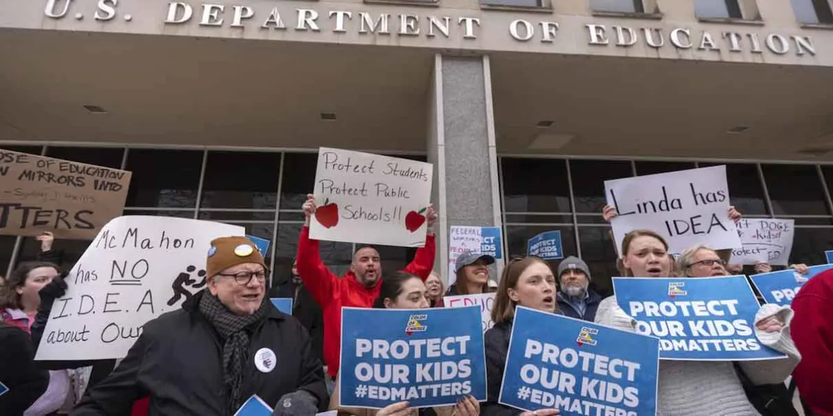 Trump inicia desmantelamiento del Departamento de Educación tras despidos masivos
