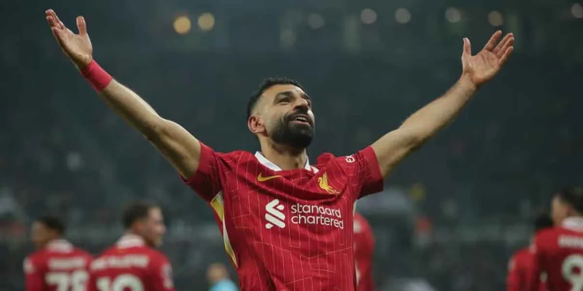 Salah seguirá haciendo historia en el Liverpool
