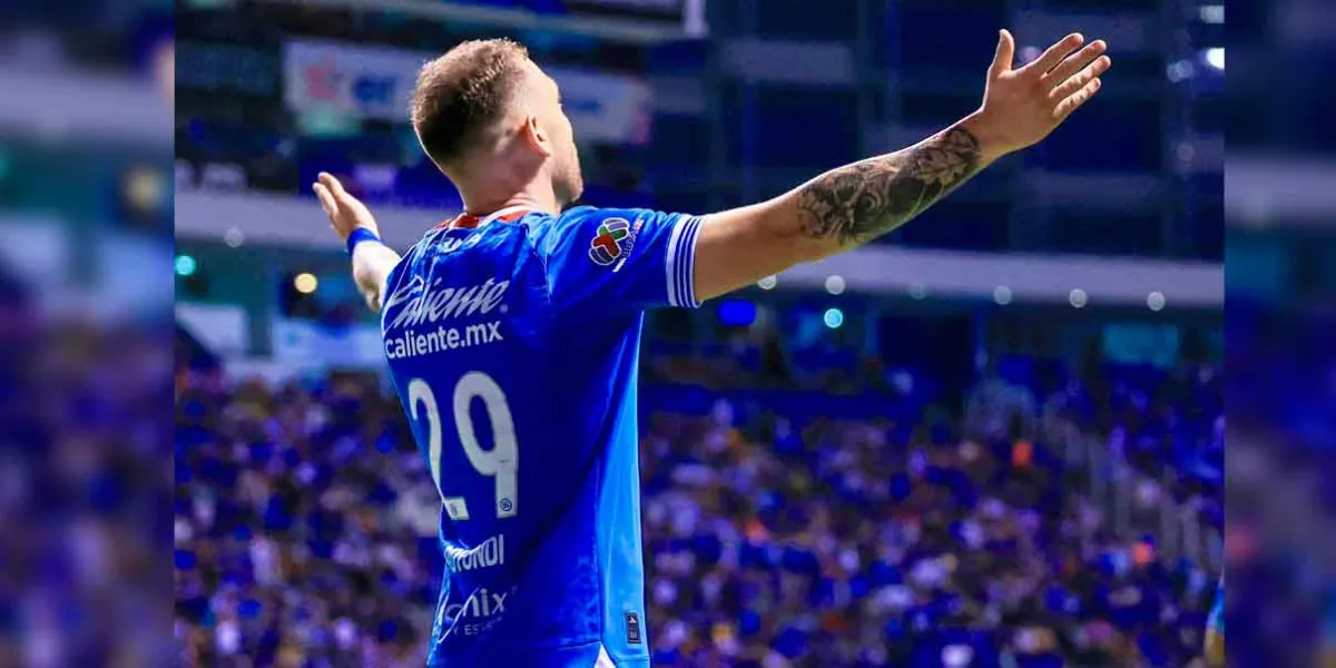 VIDEO. Cruz Azul derrota a Pumas en un vibrante duelo con remontada incluida