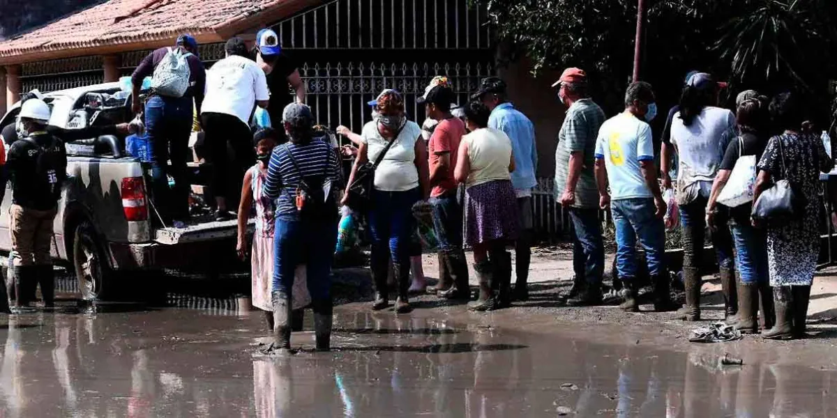 Familias afectadas por inundaciones de octubre protestan por falta de apoyo