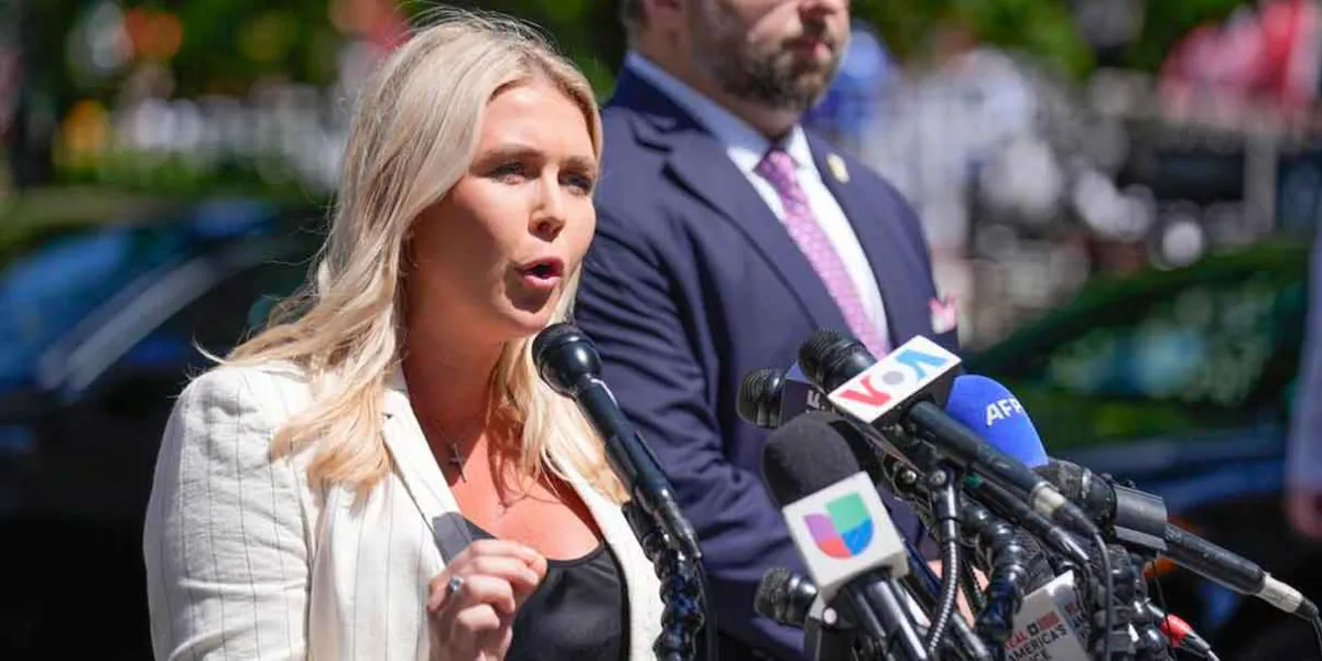 ICE arresta a mujer con vinculo familiar a la portavoz de la Casa Blanca,  Karoline Leavitt