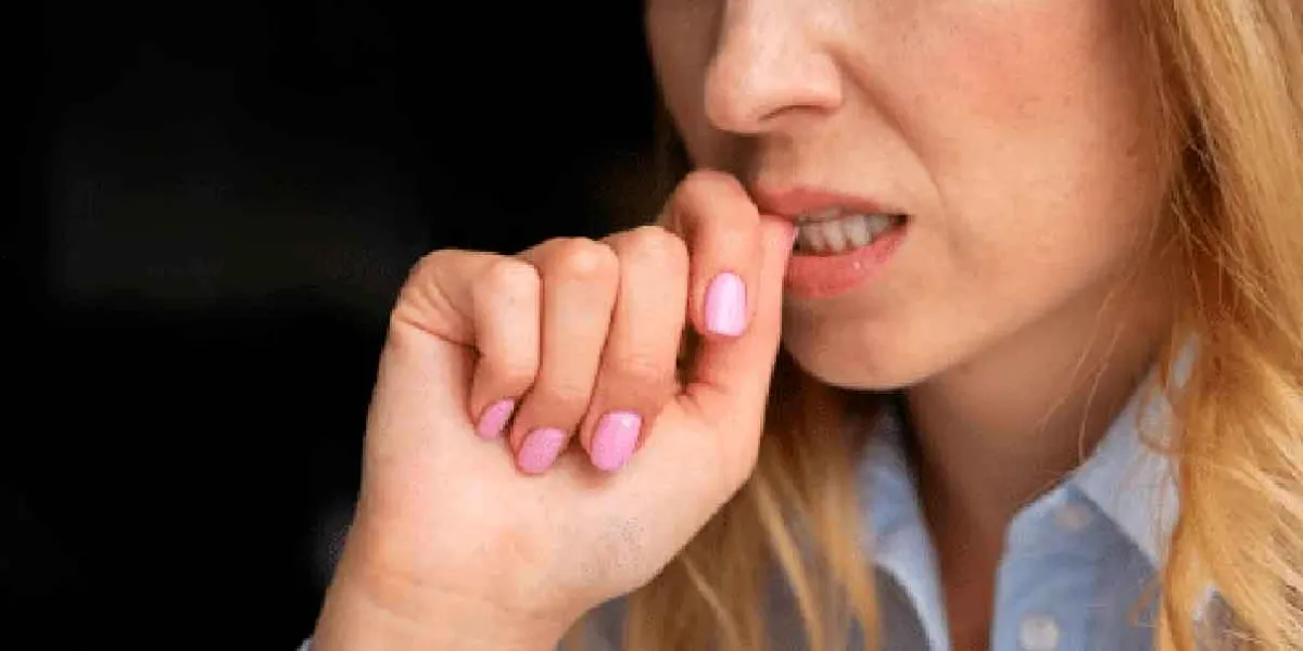 Por qué tantas personas se muerden las uñas y por qué casi nunca lo vemos en redes 