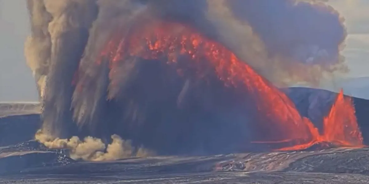 Kilauea sorprende NUEVA ERUPCIÓN de lava de 370 metros y triple emisión inédita en Hawaii