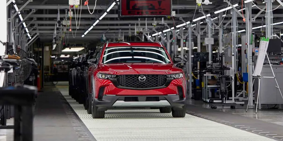 Pese a rumor desde Japón: Mazda no se retira de México