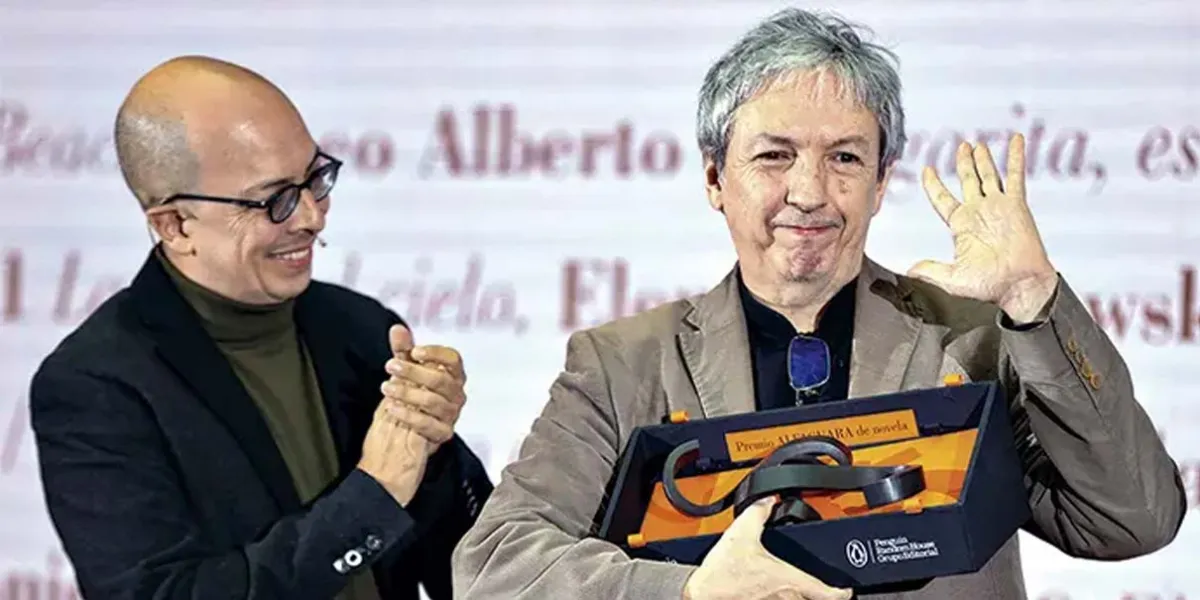 Premio Alfaguara 2026 para David Toscana por El ejército ciego