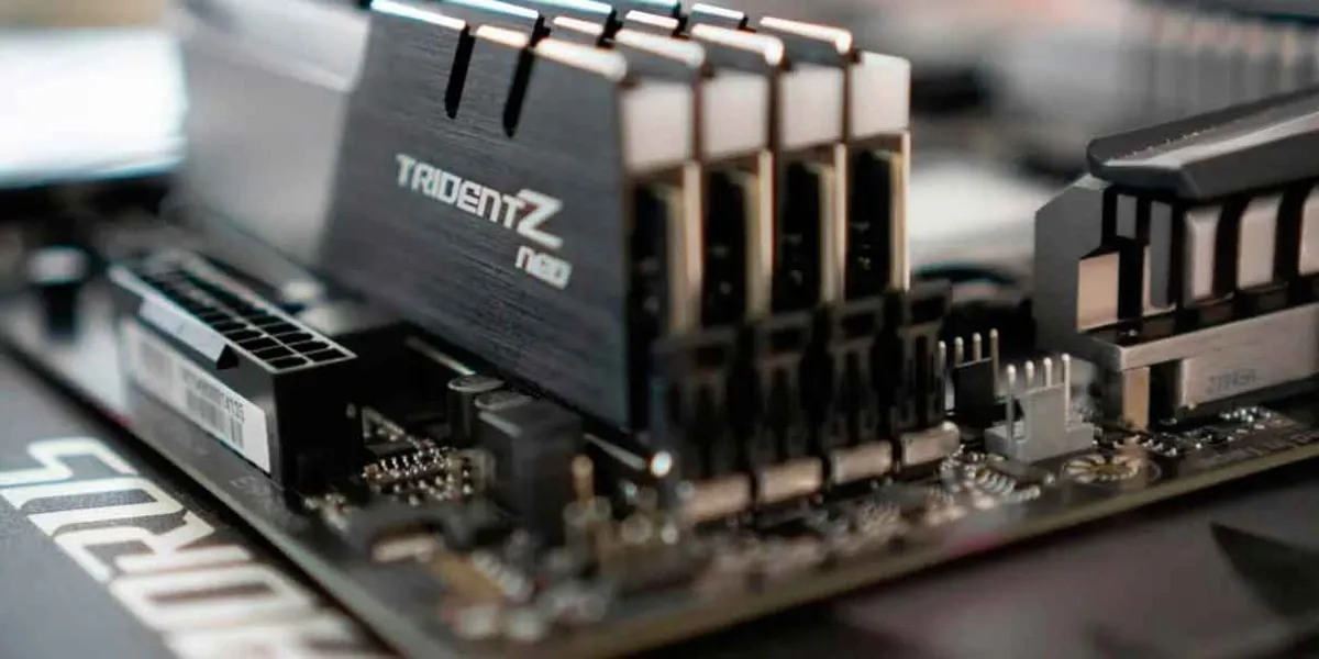 Samsung gana la batalla de la memoria RAM y se beneficia de la escalada de precios impulsada por la IA