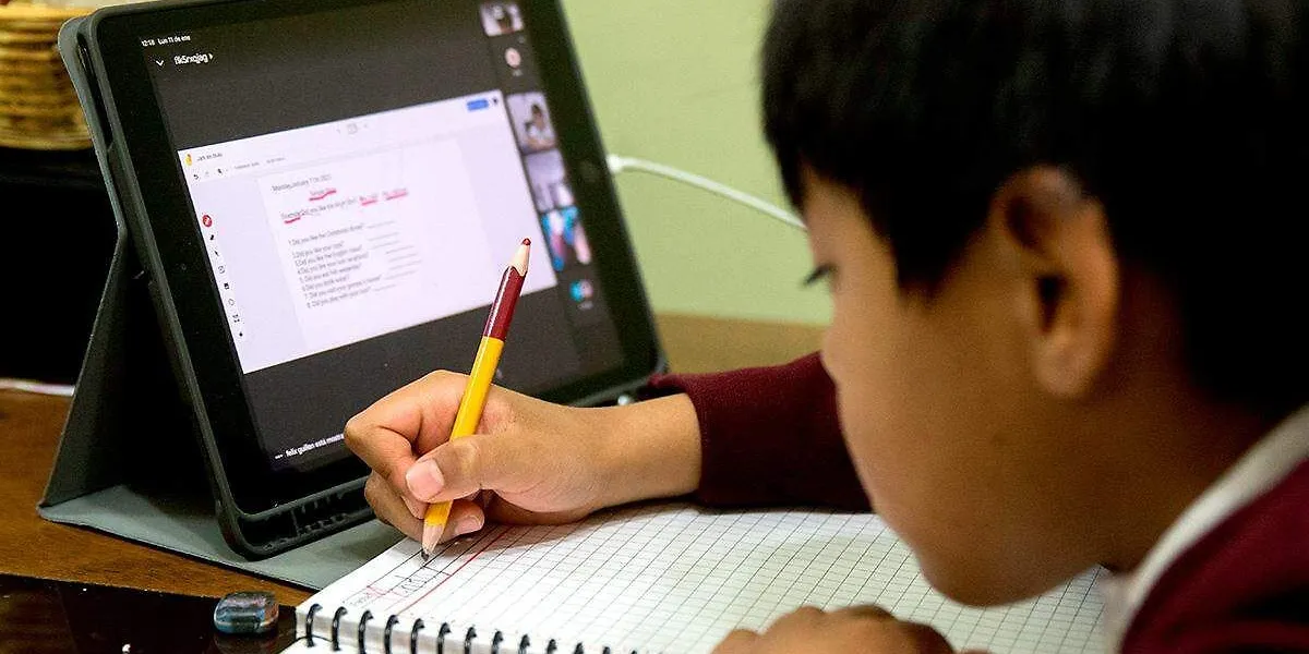 Ola de violencia tras la muerte de "El Mencho" paraliza el sistema educativo en 15 estados