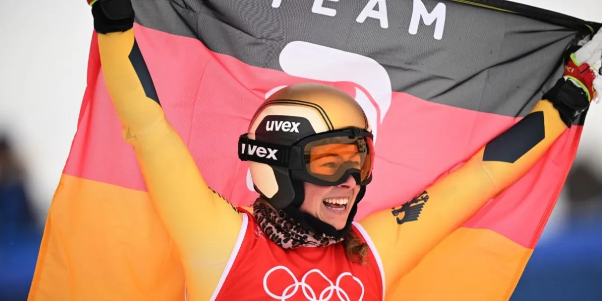 VIDEO. Daniela Maier gana oro en Milano Cortina 2026 y reescribe la historia del esquí cross olímpico