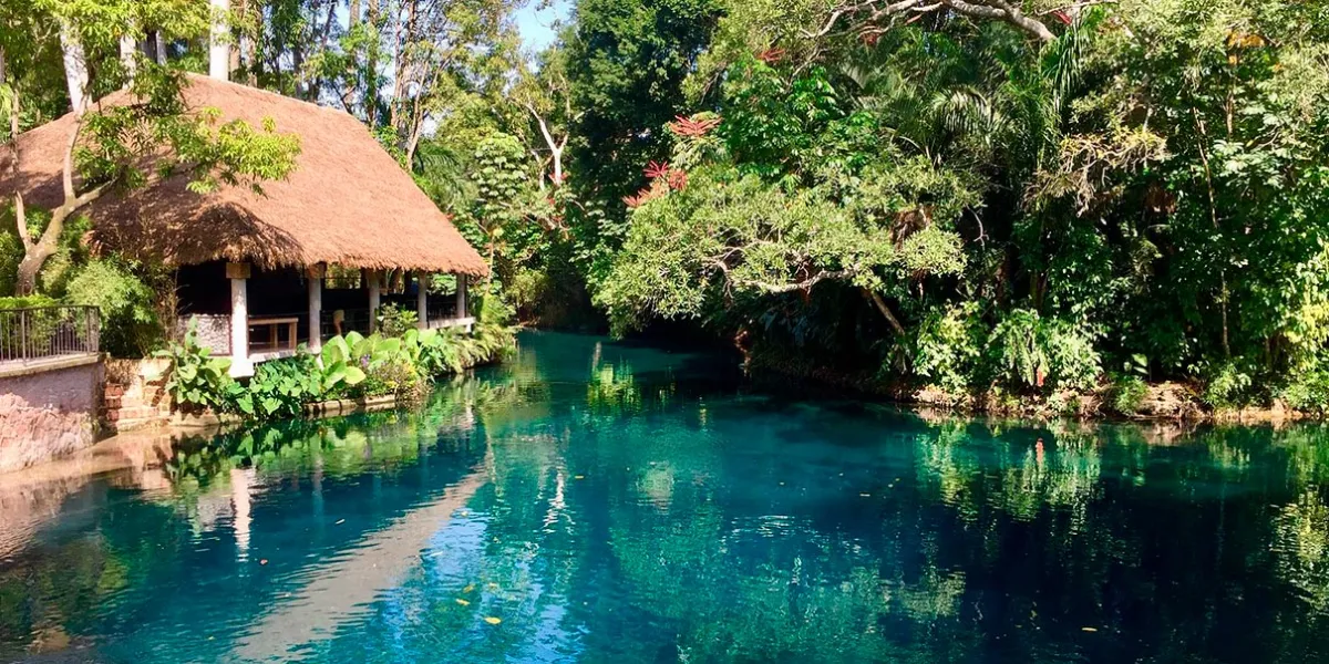 Las Estacas Morelos: el río cristalino más limpio de México para nadar todo el año