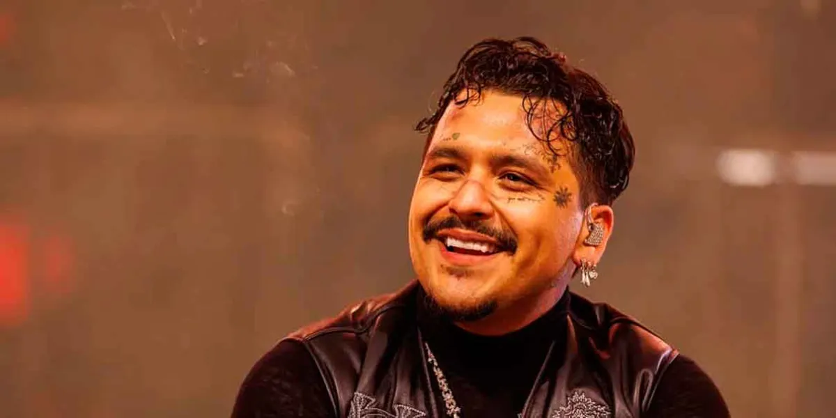 VIDEO. No es IA. Es Christian Nodal sin tatuajes en el rostro; así luce