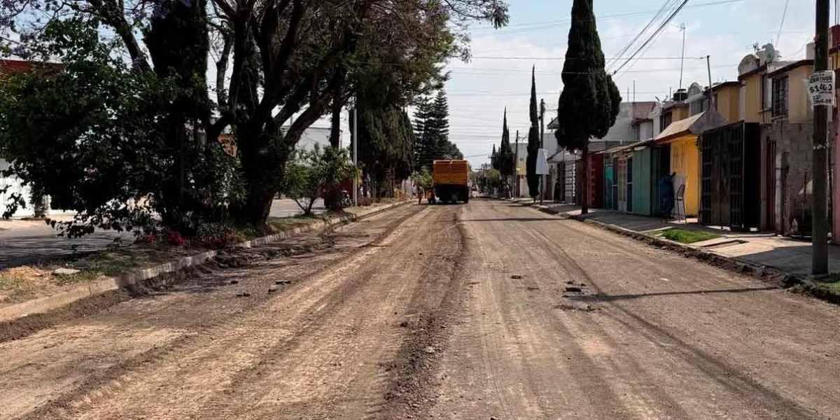 Avanza  Pepe Chedraui con trabajos de rehabilitación vial en Bulevar Apulco