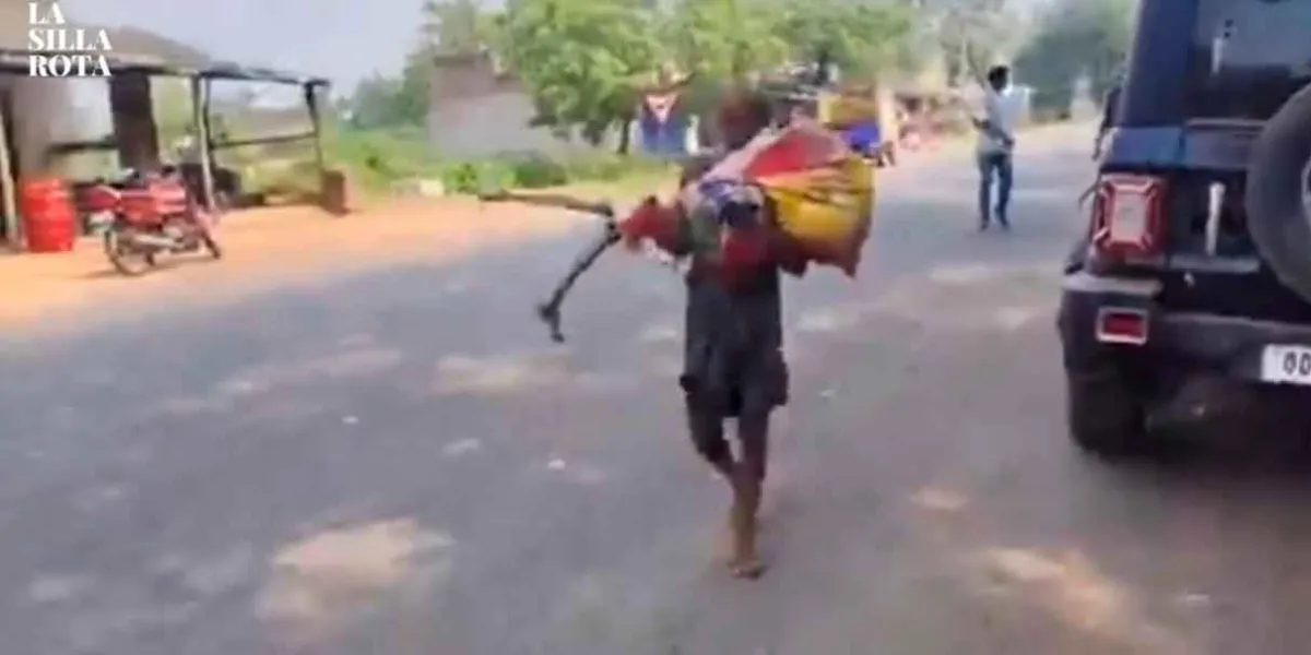 En India hombre desentierra a su hermana y lleva el cadáver al banco para reclamar sus ahorros