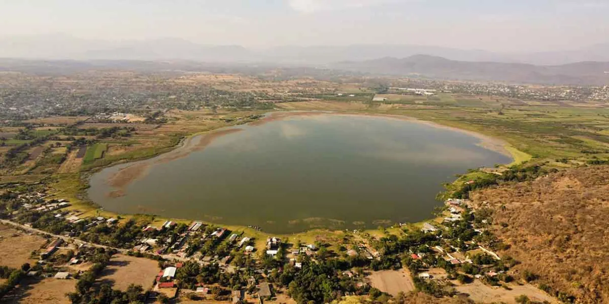 ¿Buscas un escape natural? Así es la Laguna de Coatetelco en Morelos