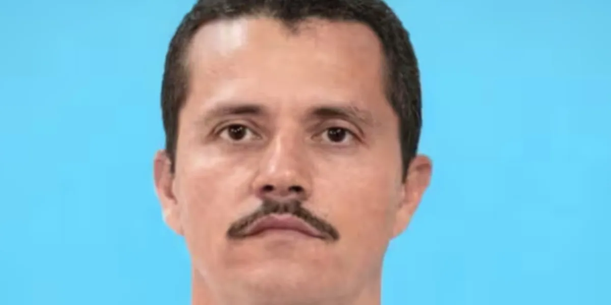 El líder del Cártel Jalisco Nueva Generación (CJNG), Nemesio Oseguera Cervantes, alias “El Mencho”, murió el 22 de febrero de 2026 durante un operativo militar en Tapalpa, Jalisco, encabezado por fuerzas federales mexicanas con apoyo de inteligencia de Estados Unidos.  El objetivo era su captura, pero resultó gravemente herido en un enfrentamiento armado con elementos del Ejército, la Guardia Nacional y otras corporaciones de seguridad. Según versiones oficiales, falleció a causa de las heridas mientras era