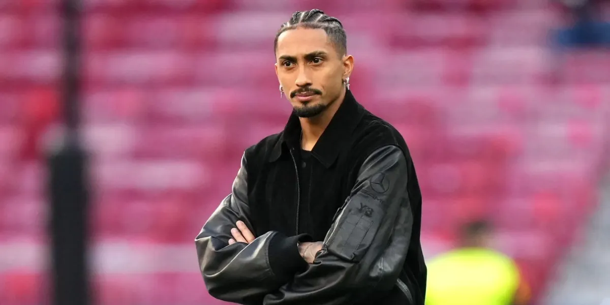 Raphinha acusa “robo” tras eliminación del Barcelona en Champions League