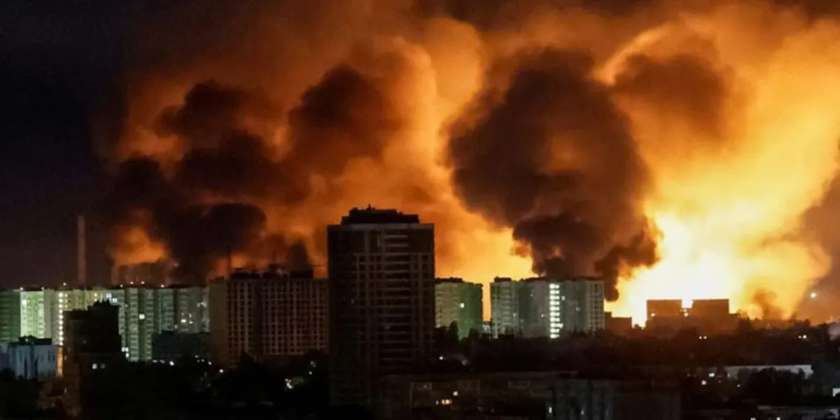 Rusia lanza ataque devastador contra Kiev con 90 misiles hipersónicos