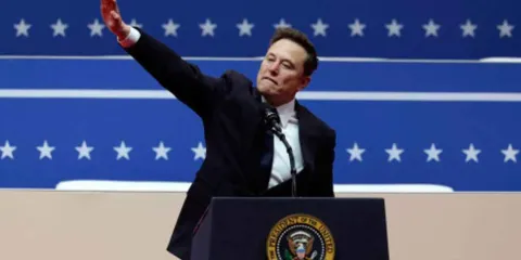 ¿Elon Musk hizo el saludo nazi en investidura de Trump?