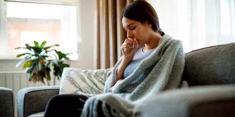 ¿Cómo aliviar la tos de forma natural este invierno?