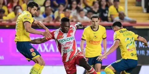 Necaxa sorprende al América en un final de infarto