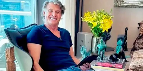 Arremeten en redes contra Juan Soler por apoyar expulsión de migrantes 