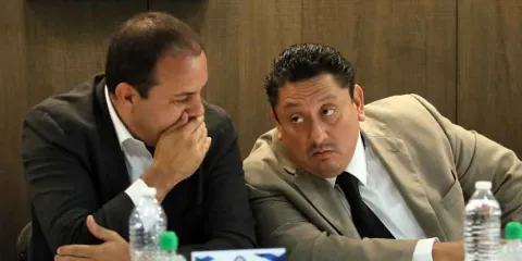 Destituyen al fiscal Uriel Carmona, horas después de solicitar desafuero contra el exgobernador Cuauhtémoc Blanco