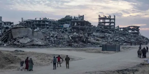 EU tomará el control de la Franja de Gaza sin palestinos, anuncia Trump