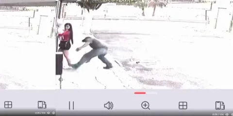 VIDEO. Sujeto baja de auto para morder el glúteo de una mujer en Guanajuato