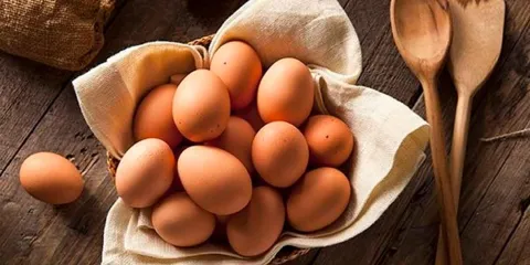 ¿Cuántos HUEVOS podemos comer al día?, según nutricionista