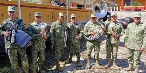 La nueva tendencia ¿Podrán corridos militares quitar terreno a los corridos tumbados?