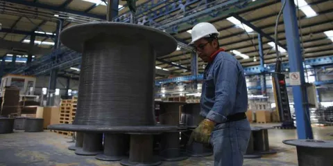 México minimiza impacto de aranceles al acero y aluminio impuestos por Trump
