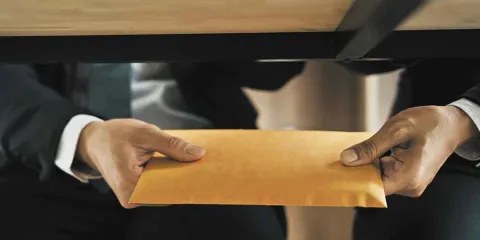 México registra su peor calificación en el Índice de Percepción de la Corrupción 2024; cae al lugar 140