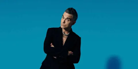Pero que tomada de pelo nos hizo Robbie Williams  con el Super Bowl 2026