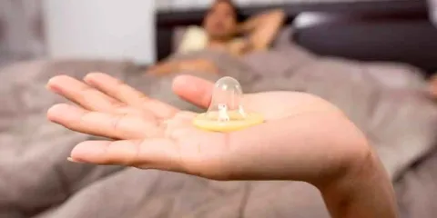 Stealthing: ¿en qué consiste esta agresión sexual y qué hace la ley para combatirla?