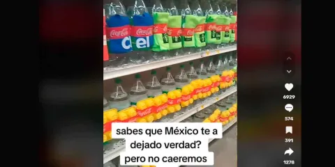 VIDEO. Coca Cola regala “espejitos” a cambio del perdón de los mexicanos 