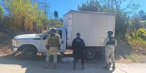 Aseguran más de un centenar de despensas firmadas por el CJNG en Michoacán