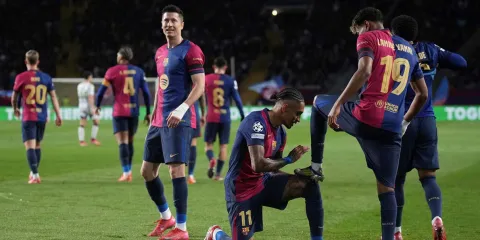 Barcelona avanza a los cuartos de final de la Champions tras vencer 3-1 al Benfica