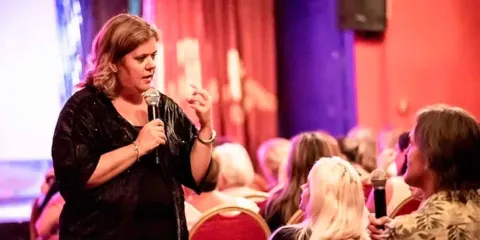 La experiencia del más allá llega a Puebla con Noelia Pace